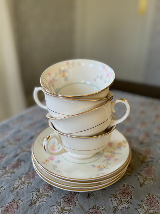 Clementine 1126 Tea Cup & Saucer (set of 4)